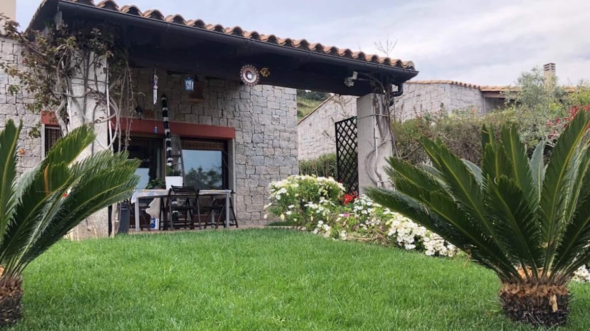 Cala Sinzias Villa | Villetta unifamiliare a 500 mt dal mare.