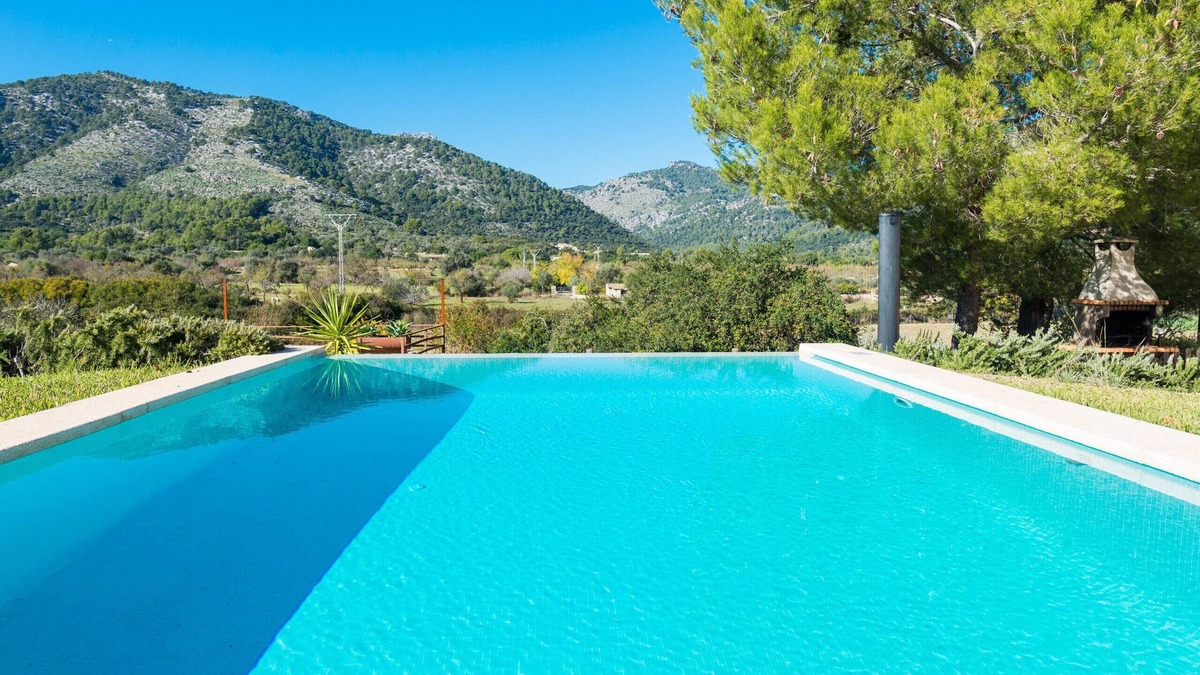Selva Villa | VILVAL Finca for 4 with pool in Moscari