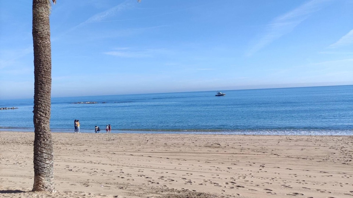 Vinaros Apartment | Vinaros: Apartment NEW! Modern and comfortable. VIEWS SEA. To 4 min. walking beaches