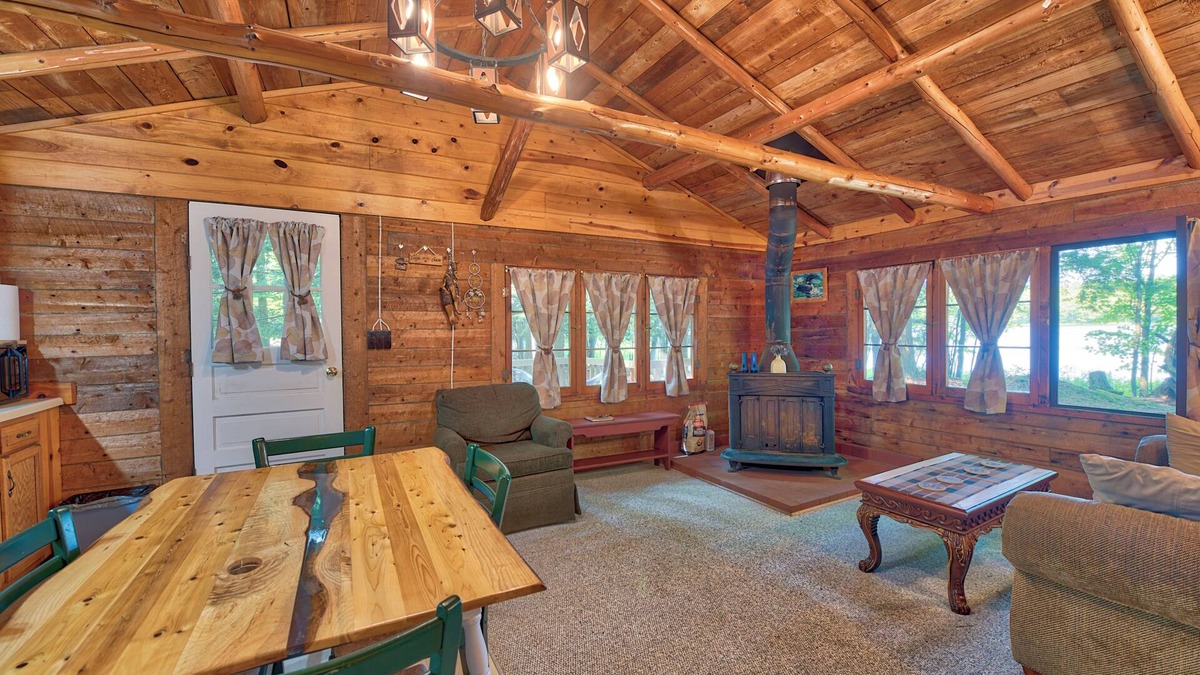 Levering Cabin | Vincent Lake Cabin #4