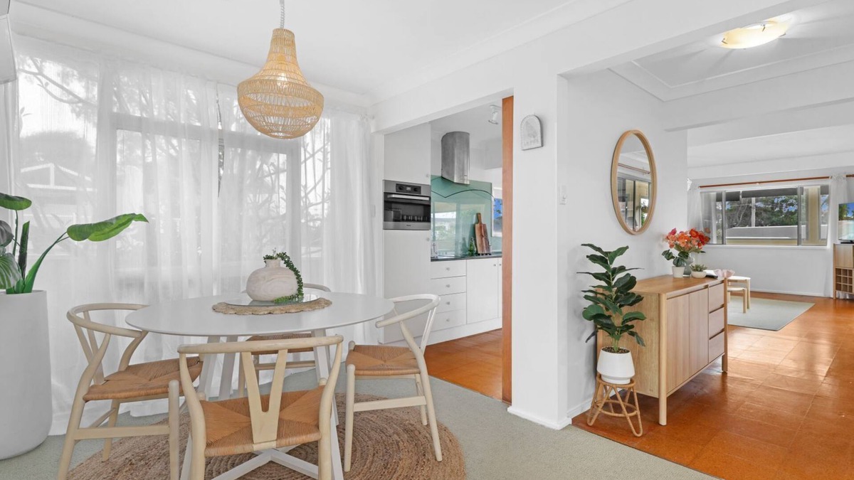 Vincentia House | Vincentia Beach Bungalow Your Coastal Escape