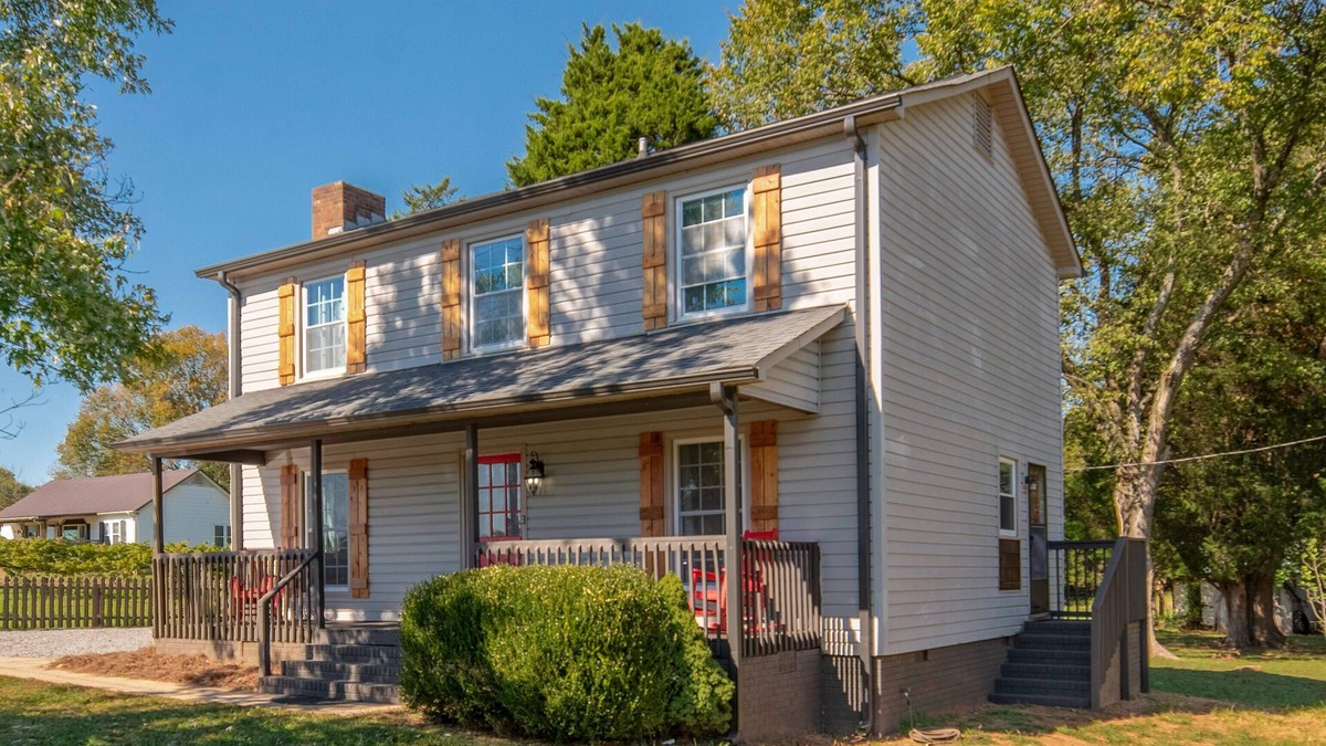 Statesville House | "Vineyard Villa" - Incredible Location & Amenities, Spiderman Themed Kids Room