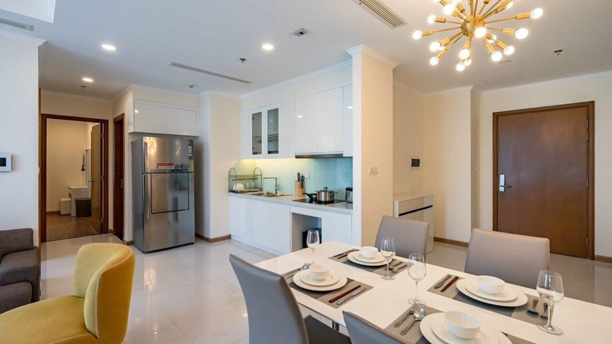 Hang Xanh Apartment | Vinhomes Central Park 2BR with Entire HCM View