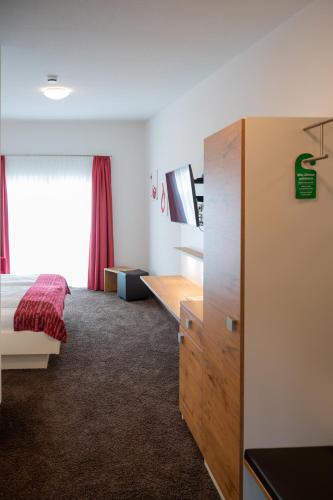 Dimbach Hotel | Vinotel Heinz J. Schwab