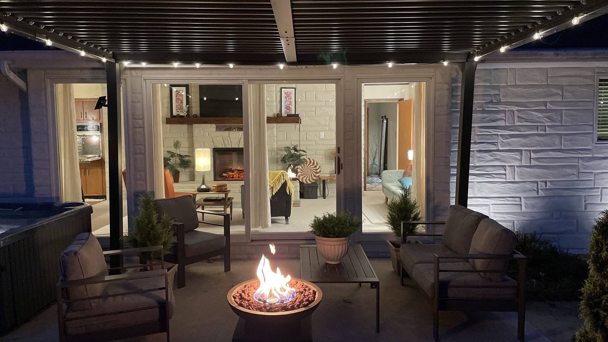 Shenandoah House | Vintage Charm With Modern Amenities With Mountain Views
