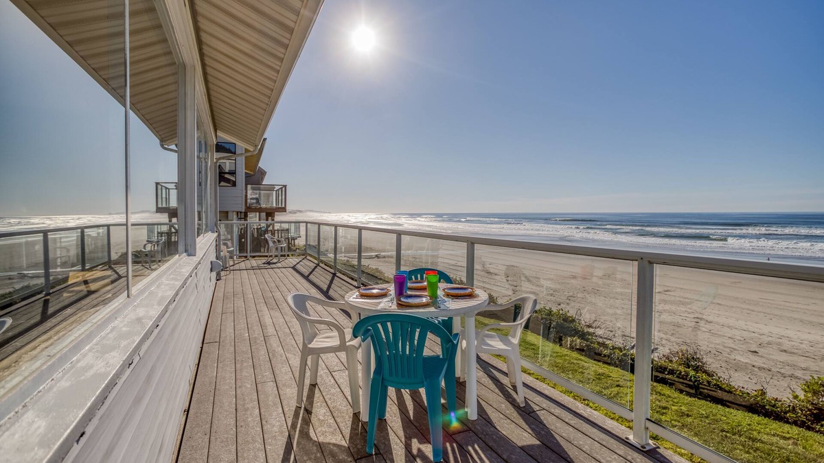 Roads End House | Vintage Charm with a Modern Flair in this Oceanfront Beauty in Roads End!
