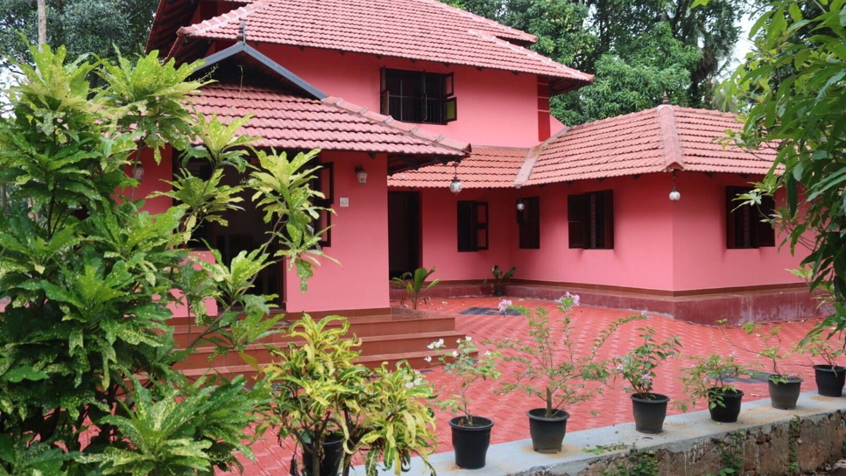 Palakkad Other | Vintage Farmhouse for Group Travellers