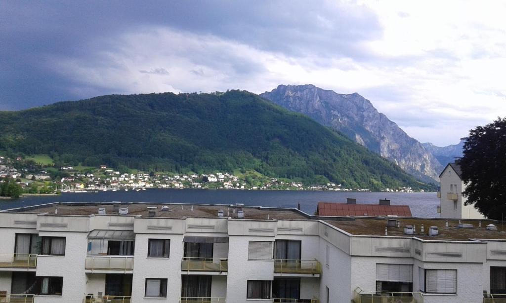 Gmunden Apartment | Vintage Garconiere mit Balkon - 25 m2