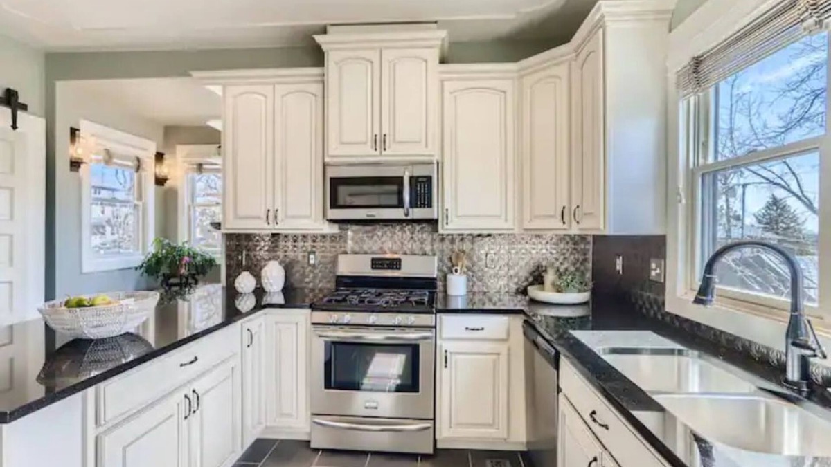 Longmont House | Vintage Haus - Cheerful, Elegant, Old World Modern