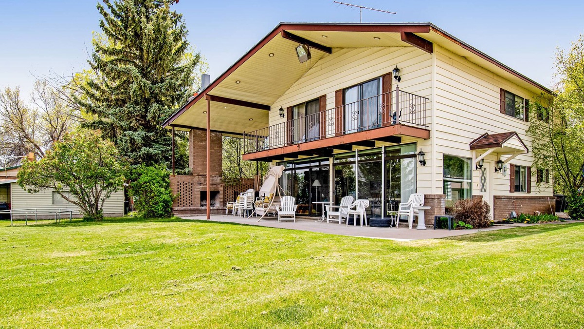 Garden City House | Vintage Lakefront Home with Private Lake Access