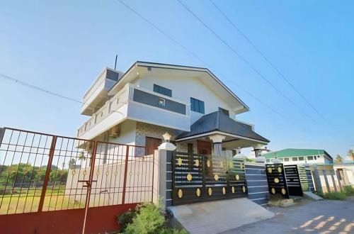 Kalapettai Villa | Vintage Luxury Bungalow