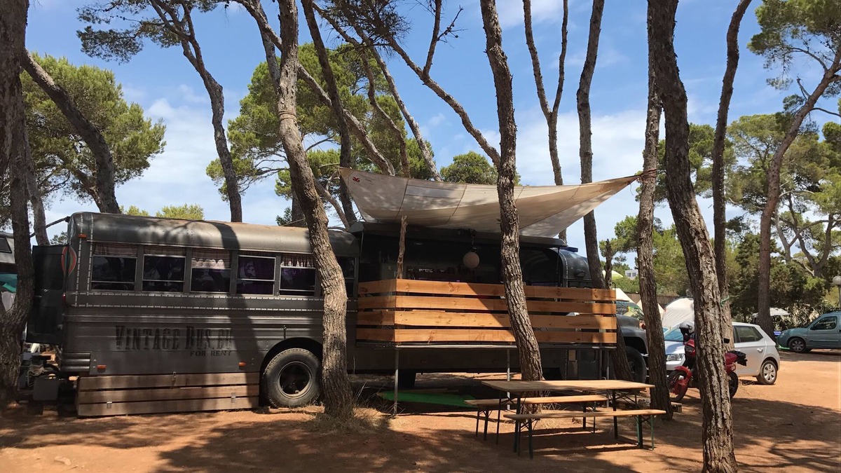Es Canar House | vintage prisoner camper Ibiza