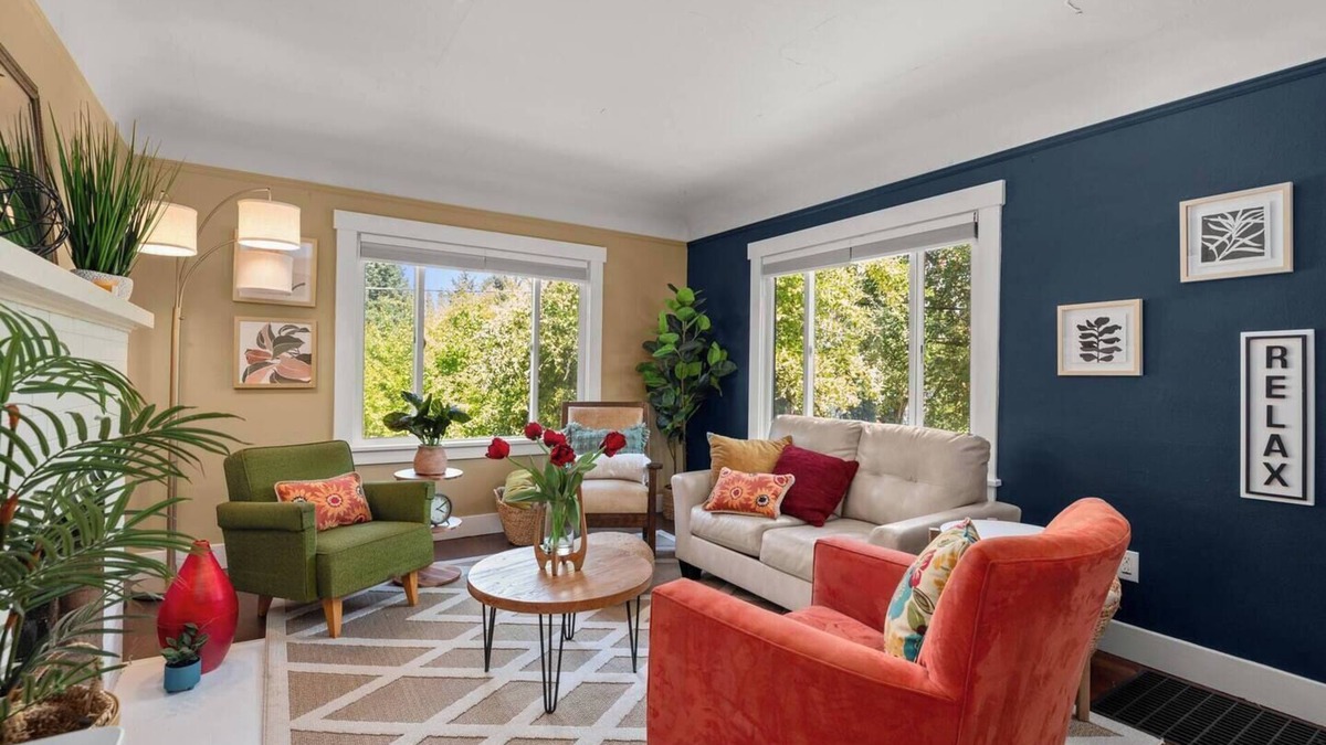 Olympia House | Vintage Vibes - 8 Guests 1628sf