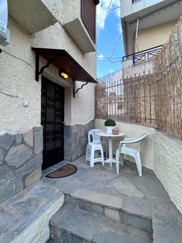 Skala Marion House | VintageVibes II