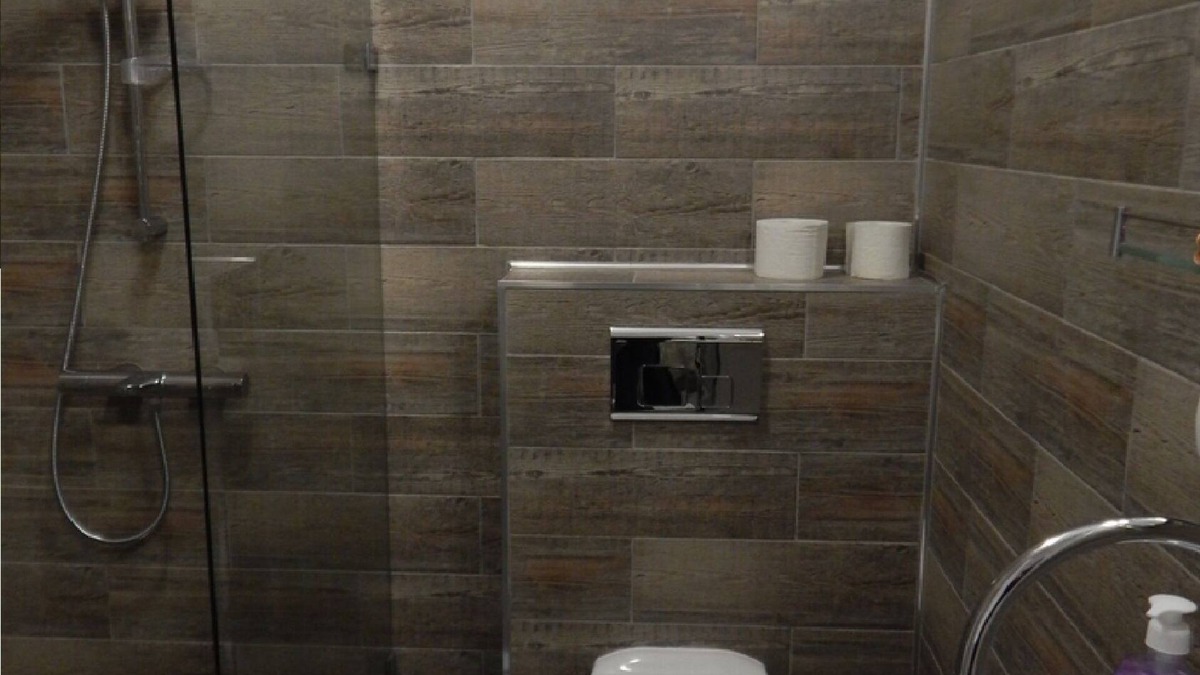 Vranyantsi House | Violette Iris