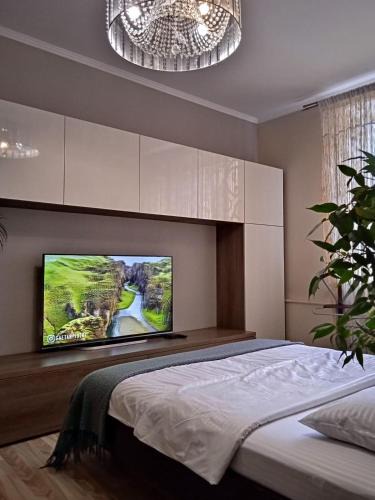 Rivne Apartment | VIP Квартира Подобово Центр, 2 кімнати, Смарт ТВ, Документи