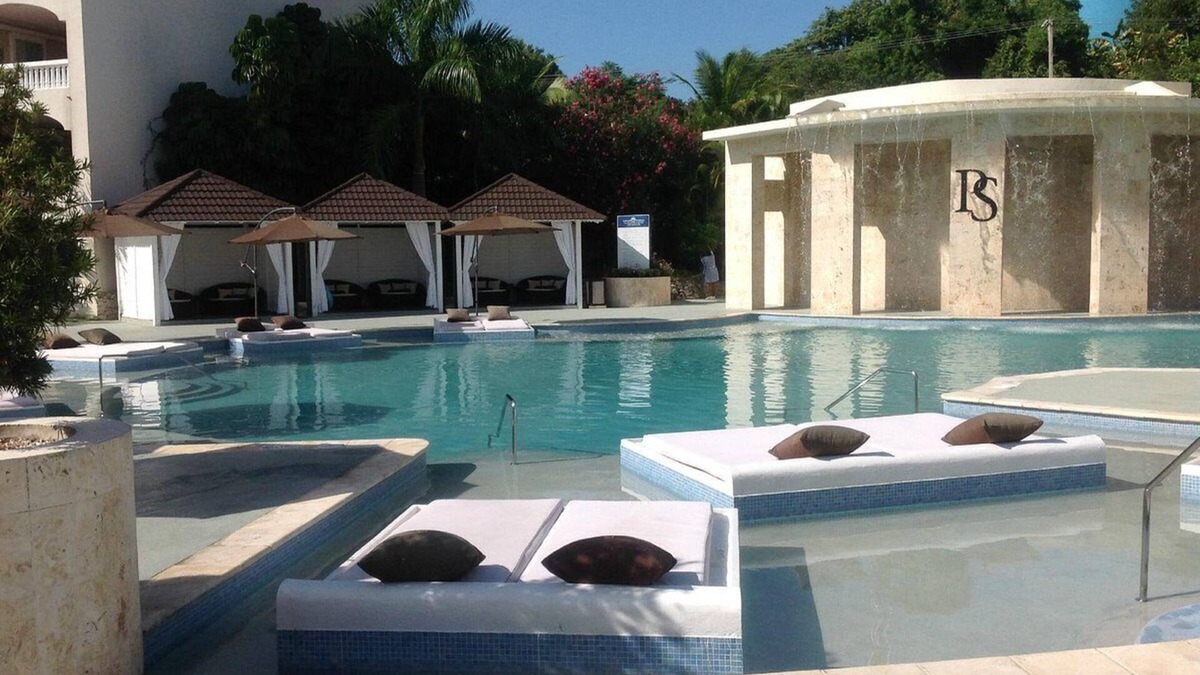 Los Brazos Resort | VIP Gold 1 or 2 BR Suite Puerto Plata Lifestyle