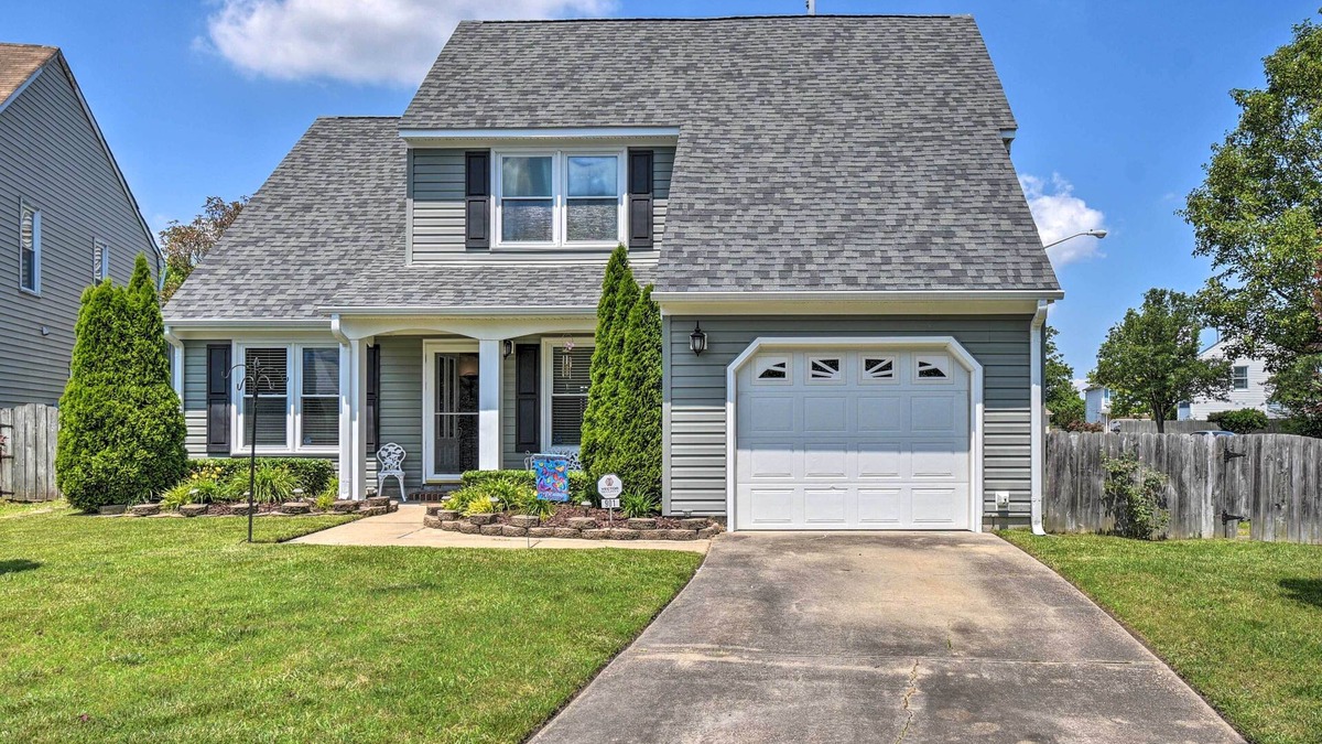 Norfolk - Virginia Beach House | Virginia Beach Family House < 1 Mi to Golf Club!
