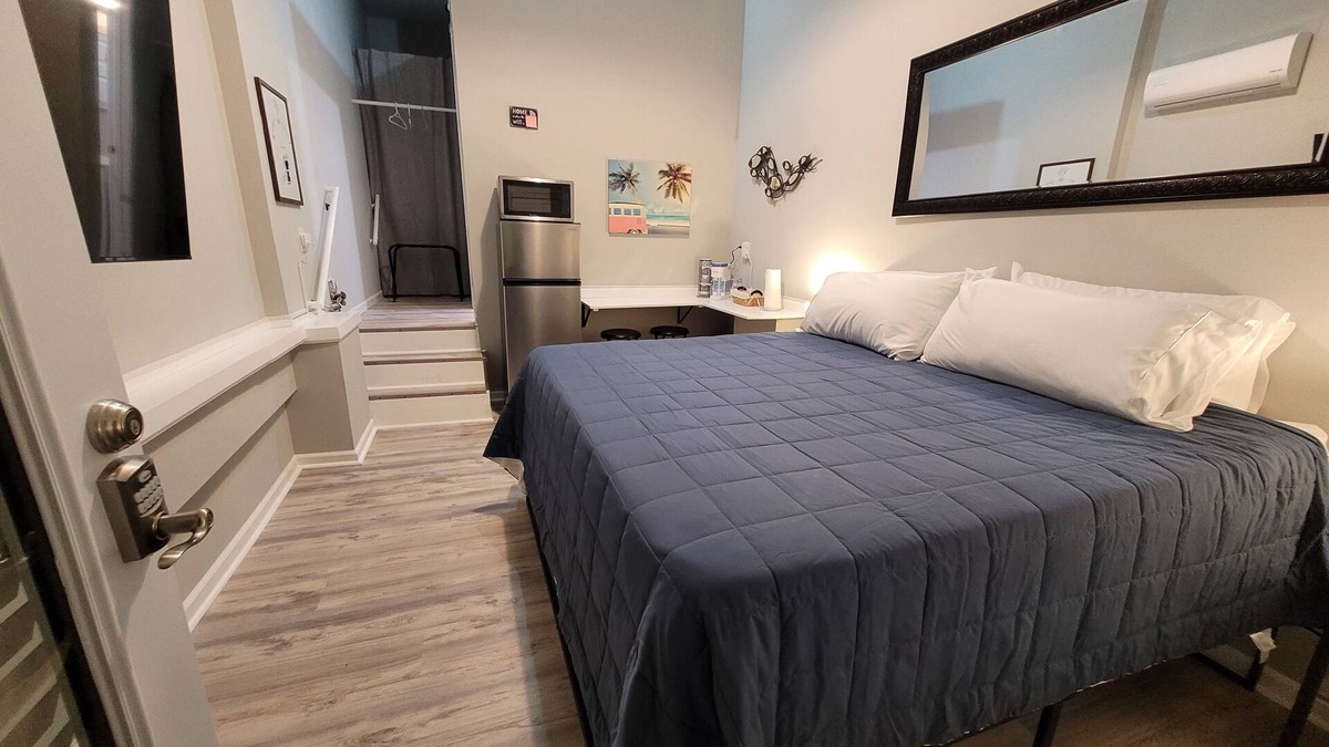 Northeast Virginia Beach Apartment | Virginia Beach Resort Area Efficiency