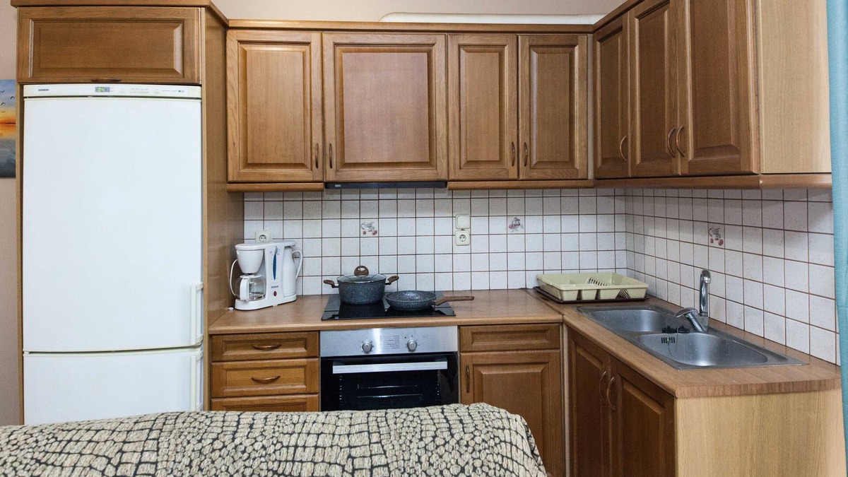 Vyronas Apartment | Vironas Delight 1Bd Apt w Lovely Balcony