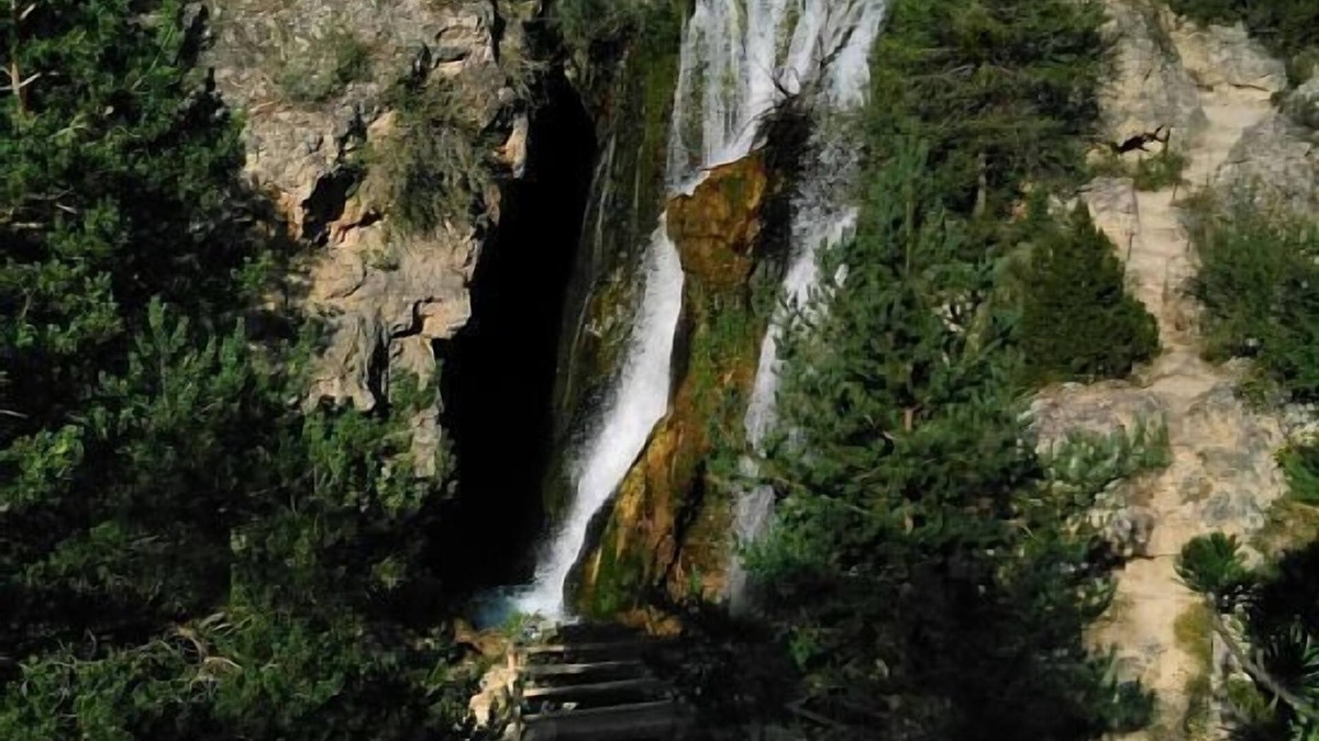 Teruel Cottage | Visit DINOPOLIS and the SKI RESORT
