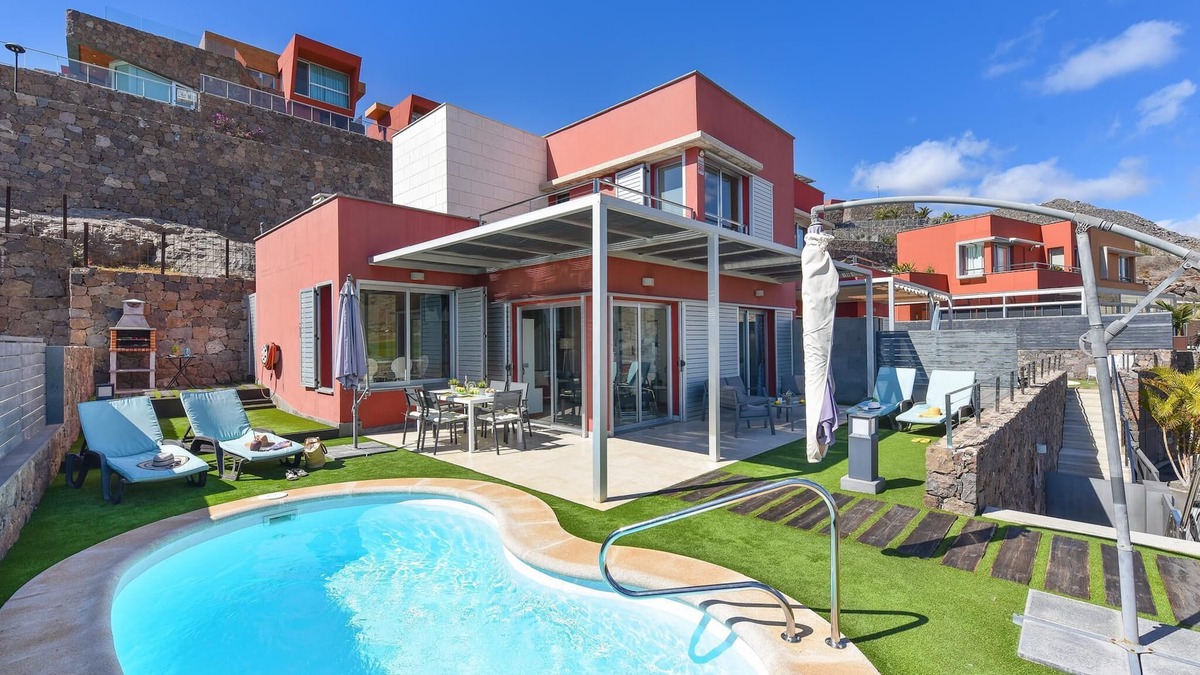 Playa del Ingles Villa | Vista Golf 5 Salobre by VillaGranCanaria
