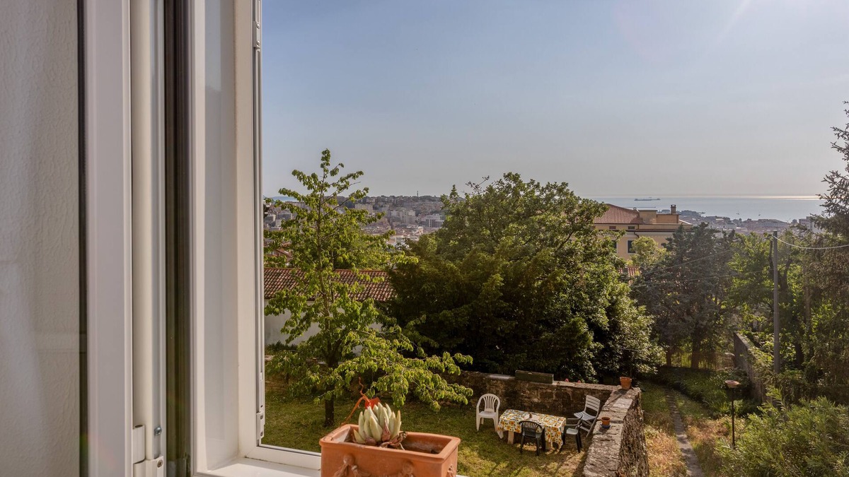 San Giovanni-Chiadino-Rozzol Apartment | VISTA&CAPRICCIO