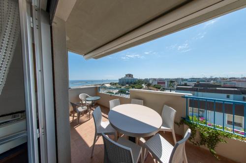 Lido Adriano Apartment | Vista mare,Residence albatross