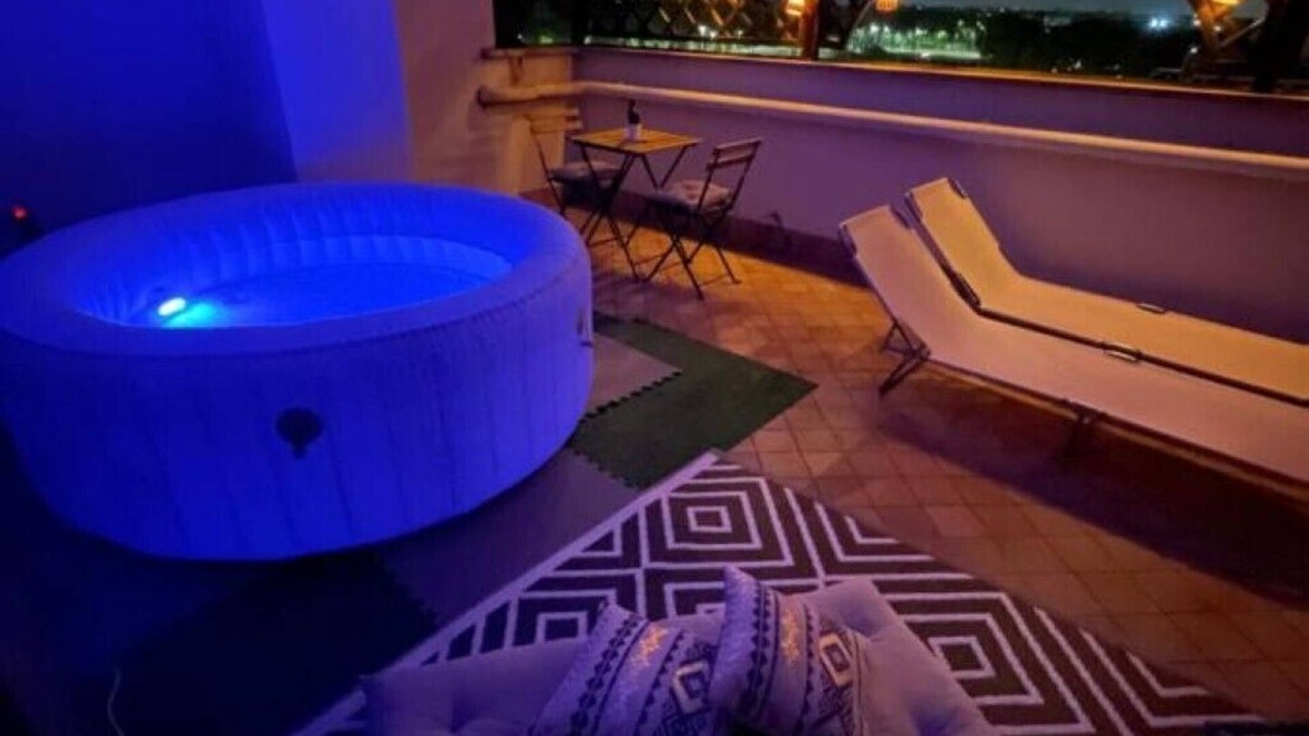 Aventine Bed & Breakfast | Vita Lenta Garbatella - Camera Matrimoniale con Terrazza