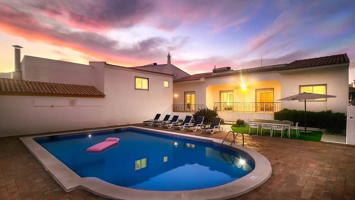 Montechoro Villa | Vital by Check-in Portugal