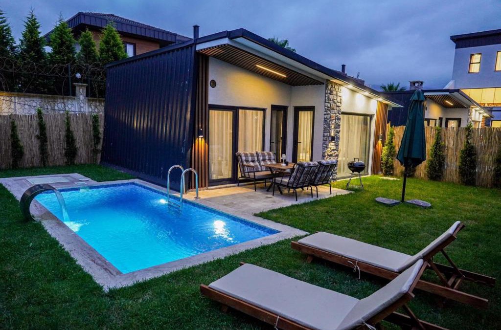 Sapanca Bed & Breakfast | Vital Home Sapanca Isıtmalı Havuzlu Villa&Bungalov