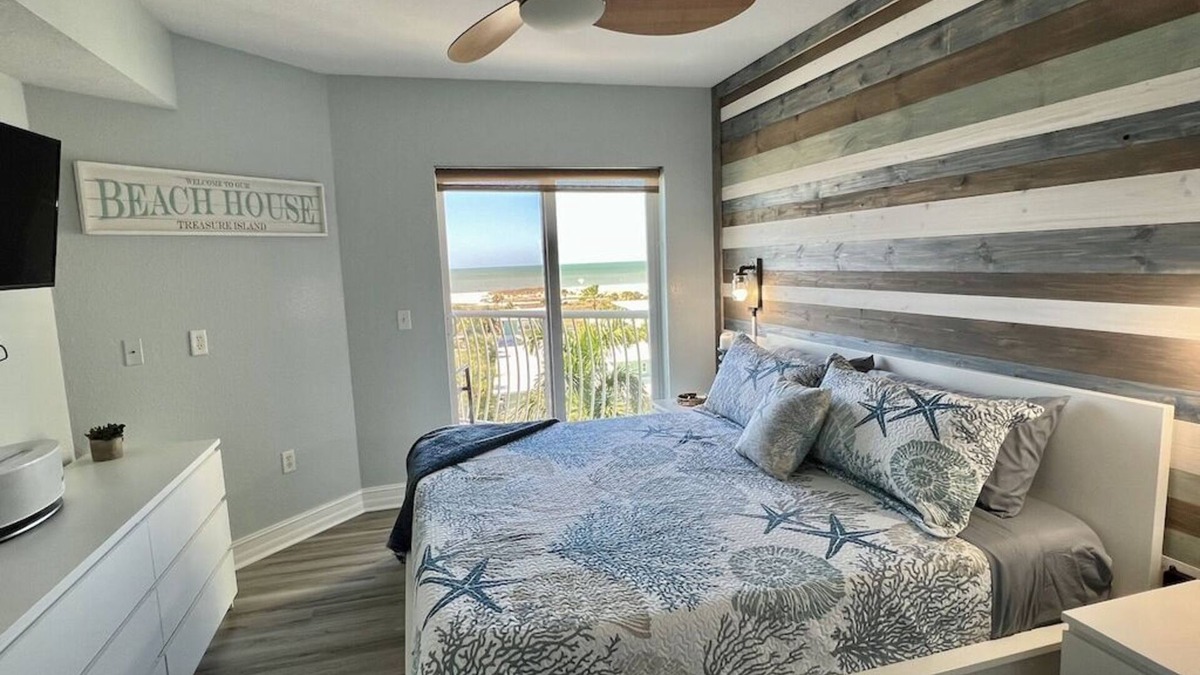 Treasure Island Condo | Vitamin SEA & Sunset Views Treasure Island, FL find us @ oasisgetaways.us