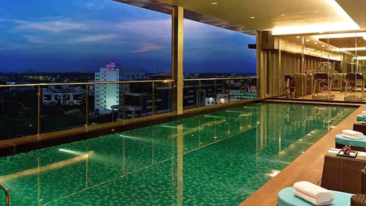 Kolkata Hotel | Vivanta Kolkata EM Bypass