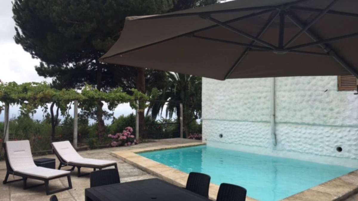 Los Portales Cottage | Vivelorural: El refugio de Arucas, pool & terrace