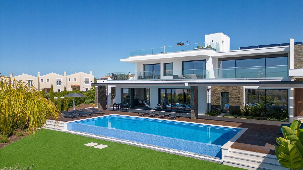 Mato Serrao Villa | Vivenda Boa Vida - Luxury villa, heated infinity pool, jacuzzi, 8 pax