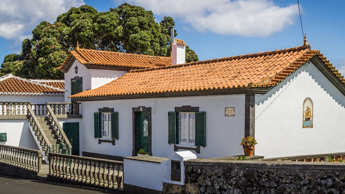 Praia da Vitoria Cottage | Vivenda Gomes (AL) - Traditional and comfortable house with vineyard and sea view