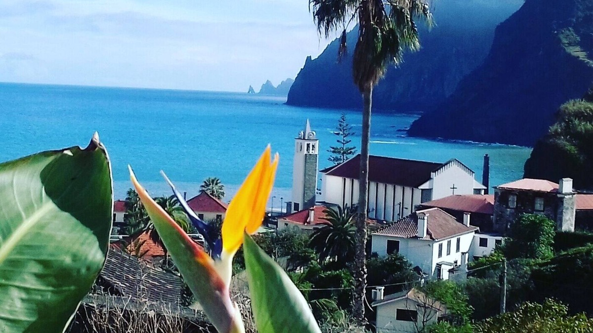 Porto da Cruz Apartment | Vivenda Linda Vista 2 Spectacular sea and mountain views in Porto da Cruz