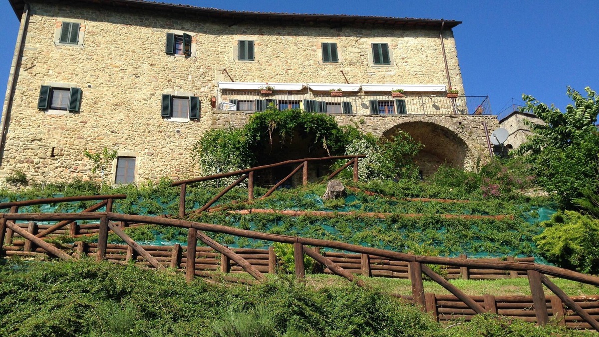 Mologno Villa | Voted Best Vacation Rental in Tuscany