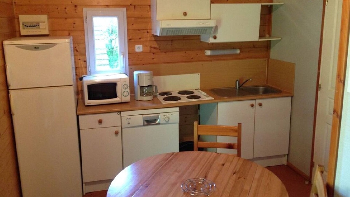 Lissac-sur-Couze Ski Chalet | Votre Chalet AU Pays Vert - 2