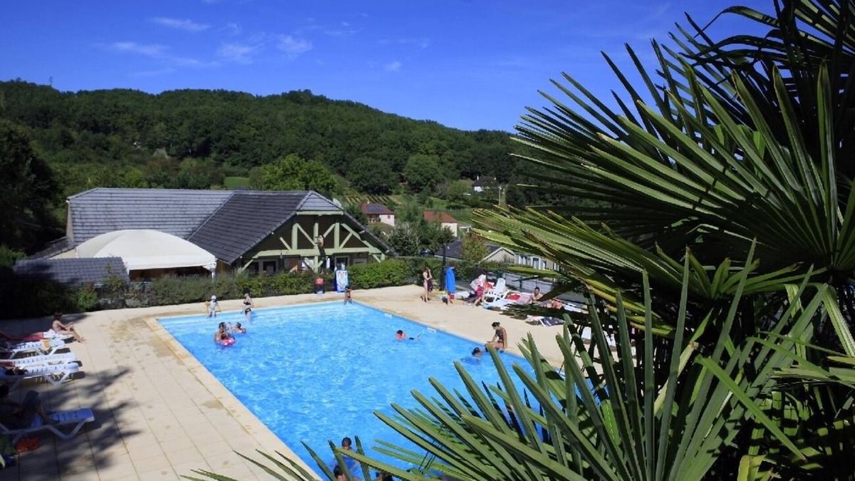 Lissac-sur-Couze Ski Chalet | Votre Chalet AU Pays Vert - 4