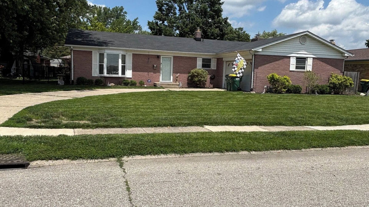 Speedway House | VRBO in the heart of Speedway.