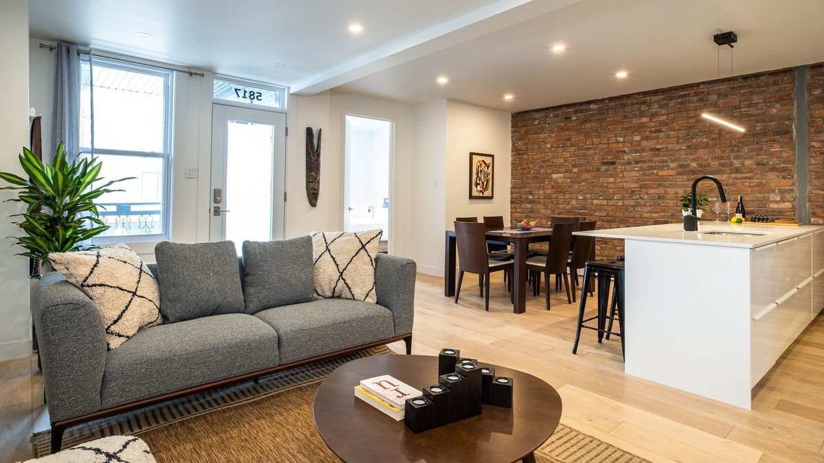 La Petite-Patrie Apartment | Vrbo Property