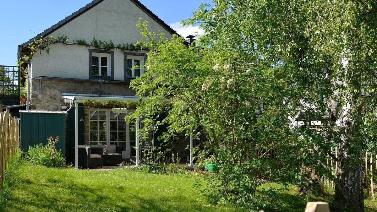 Blankenheim Apartment | Vrbo Property