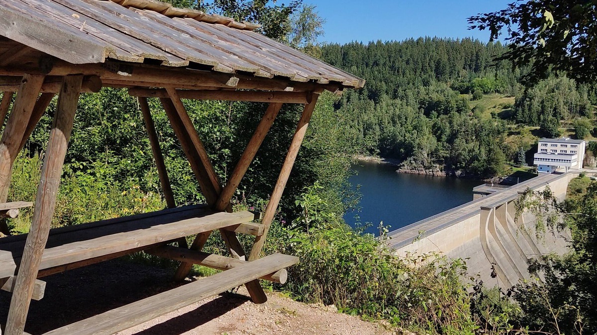 Eibenstock Apartment | Vrbo Property