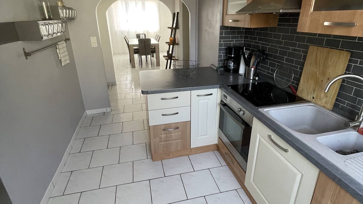 Montfavet Apartment | Vrbo Property