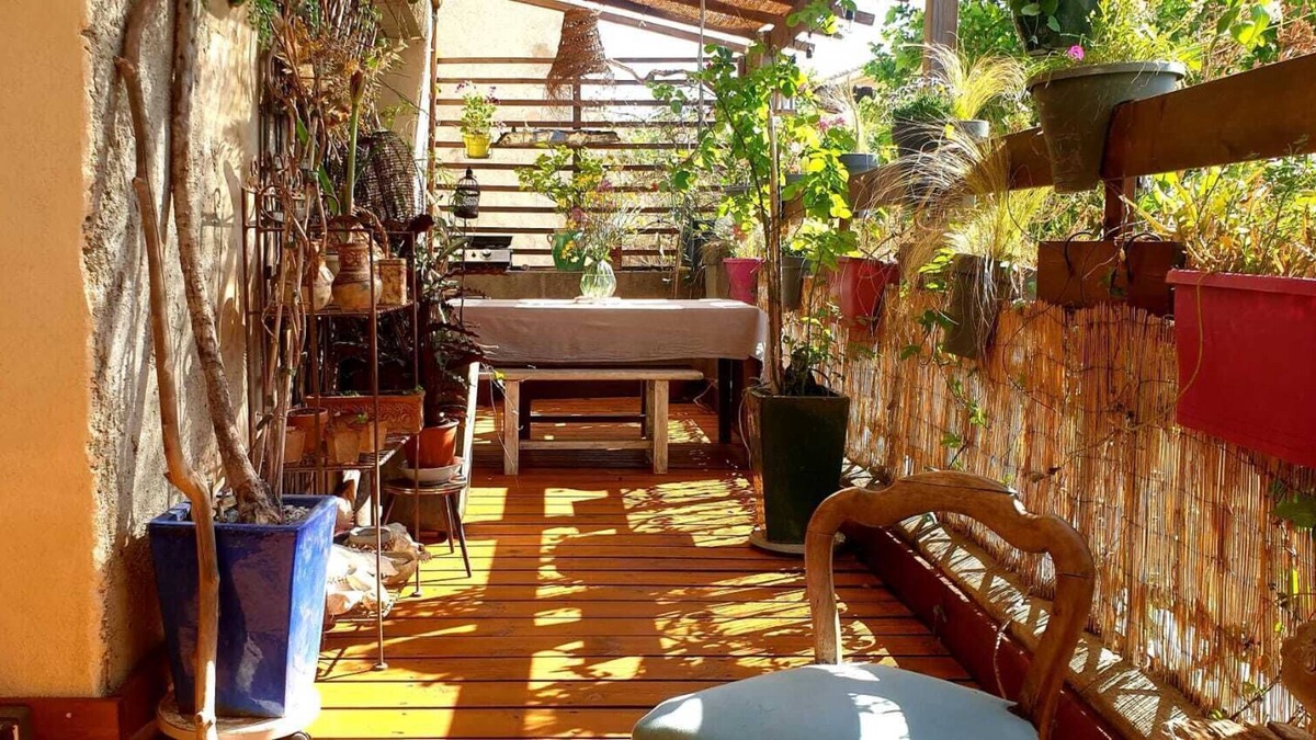 Cournonsec House | Vrbo Property