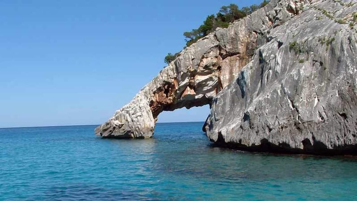 Girasole Apartment | Vrbo Property