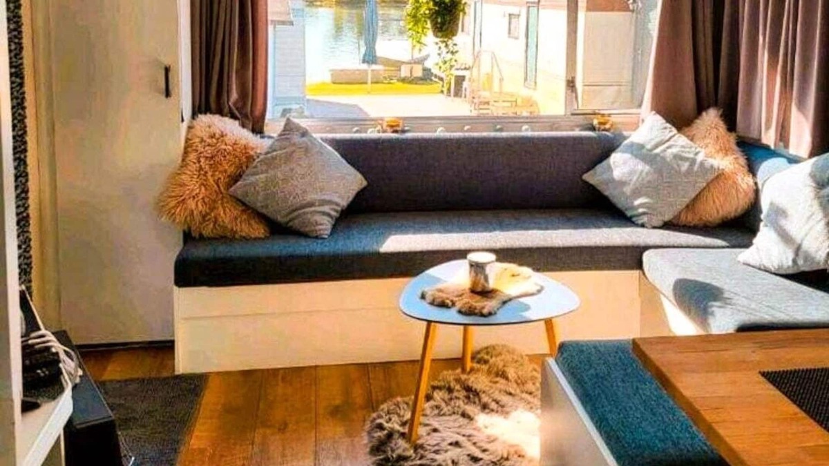 Kessel House | Vrbo Property