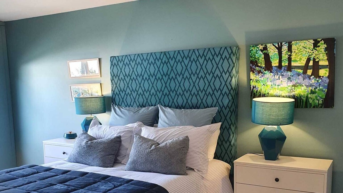Blenheim Apartment | Vrbo Property