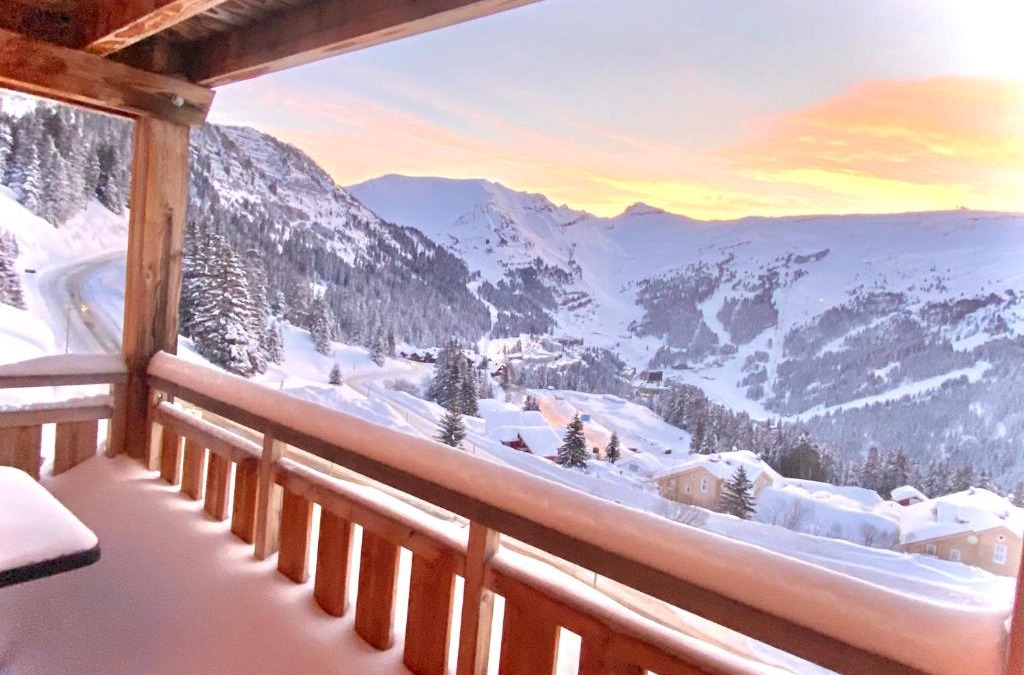 Flaine Apartment | Vue panoramique sur les montagnes plein Sud - T2 Skis aux pieds, Piscine & Spa